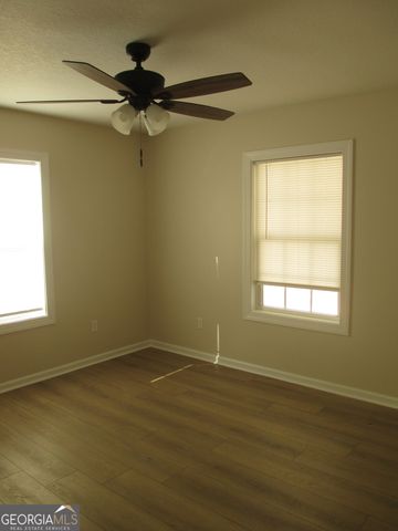 390 Bay Street, Baxley, GA 31513