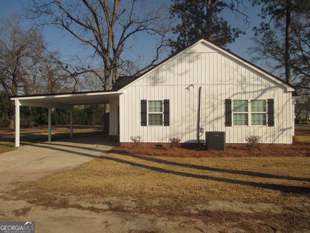 390 Bay Street, Baxley, GA 31513