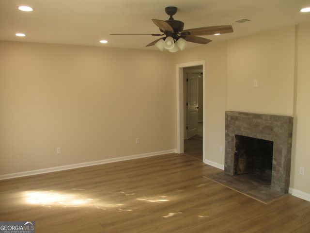 390 Bay Street, Baxley, GA 31513