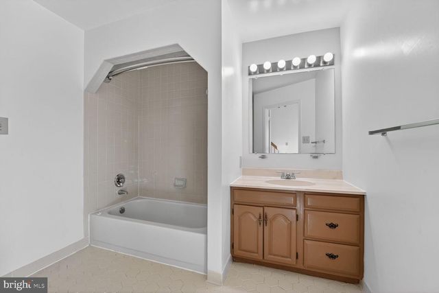 5974 WESCOTT HILLS WAY, Alexandria, VA 22315