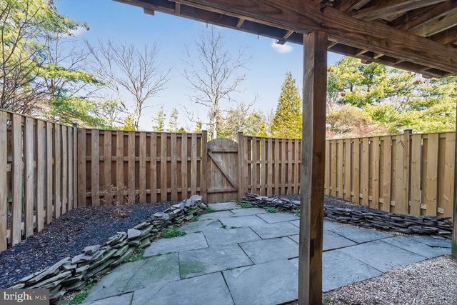 5974 WESCOTT HILLS WAY, Alexandria, VA 22315