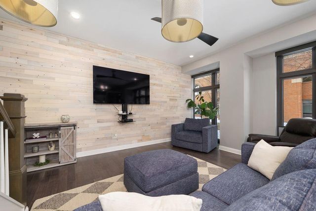 250 W Spring Street, 254, Columbus, OH 43215