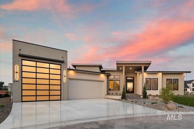 445 Joy Avenue, Middleton, ID 83644