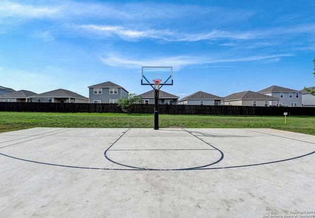 5725 Texas Palm, Converse, TX 78109