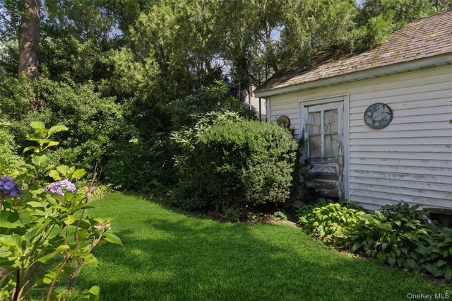 50 Park Avenue, Port Washington, NY 11050