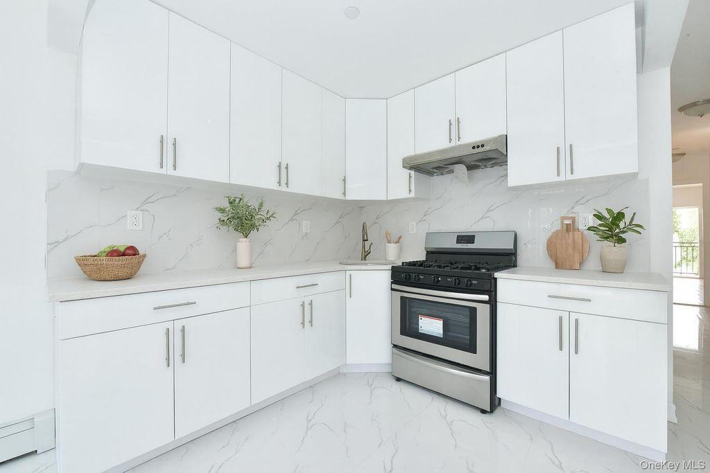 5714 163rd Street, Fresh Meadows, NY 11365 — photo 3