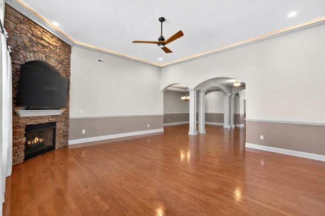 136 Dewfield Lane, Boiling Springs, SC 29316