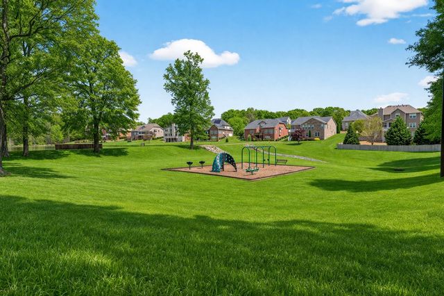 136 Dewfield Lane, Boiling Springs, SC 29316