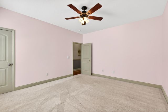 136 Dewfield Lane, Boiling Springs, SC 29316