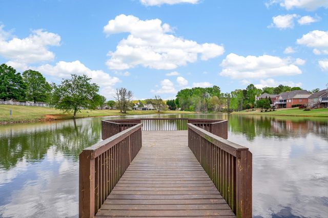 136 Dewfield Lane, Boiling Springs, SC 29316