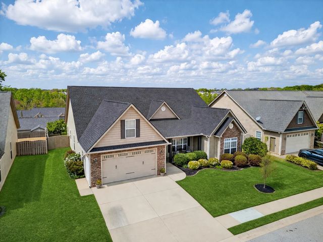 136 Dewfield Lane, Boiling Springs, SC 29316