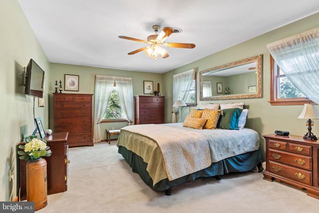 3501 RAINTREE LN, Mechanicsburg, PA 17050