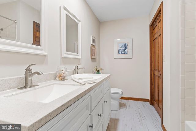 3501 RAINTREE LN, Mechanicsburg, PA 17050
