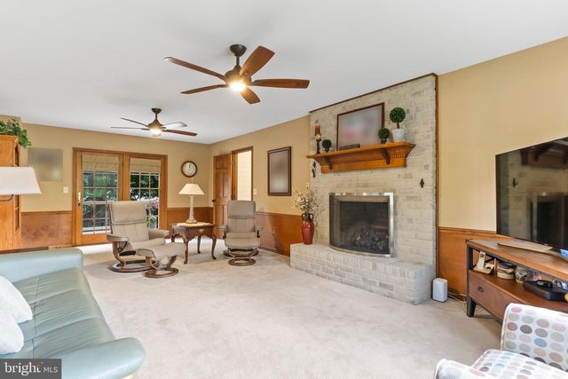 3501 RAINTREE LN, Mechanicsburg, PA 17050