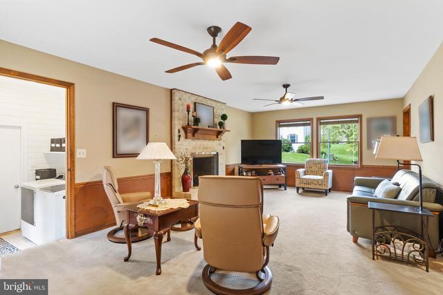 3501 RAINTREE LN, Mechanicsburg, PA 17050