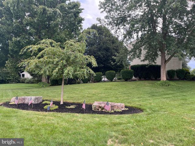3501 RAINTREE LN, Mechanicsburg, PA 17050