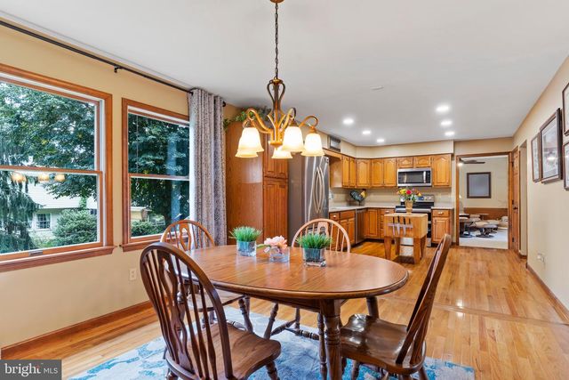 3501 RAINTREE LN, Mechanicsburg, PA 17050