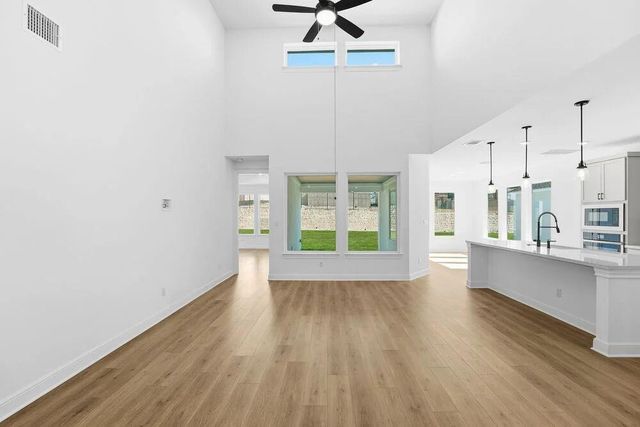 1217 Novara TRL, Leander, TX 78641