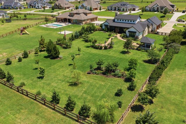 3300 Dovehill Drive, Northlake, TX 76247