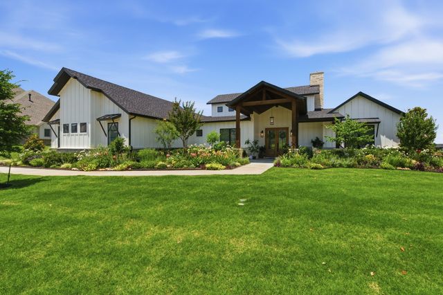 3300 Dovehill Drive, Northlake, TX 76247
