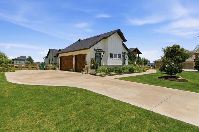 3300 Dovehill Drive, Northlake, TX 76247