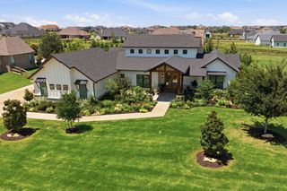 3300 Dovehill Drive, Northlake, TX 76247