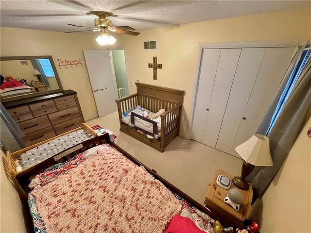 1670 Roncelli Road, Lexington, MO 64067