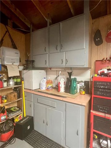 1670 Roncelli Road, Lexington, MO 64067