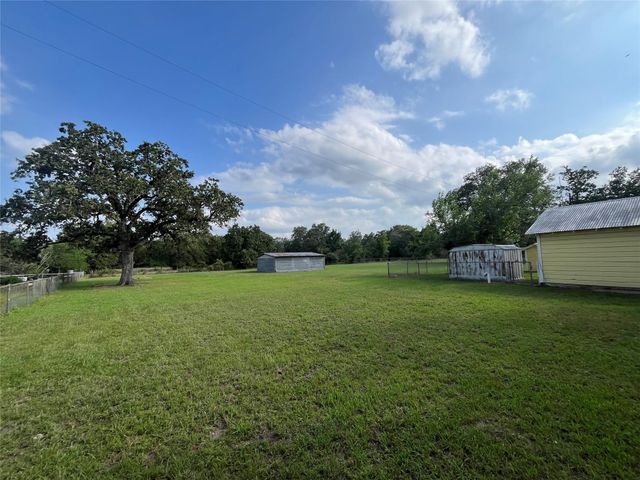 4404 State Highway 159, La Grange, TX 78945