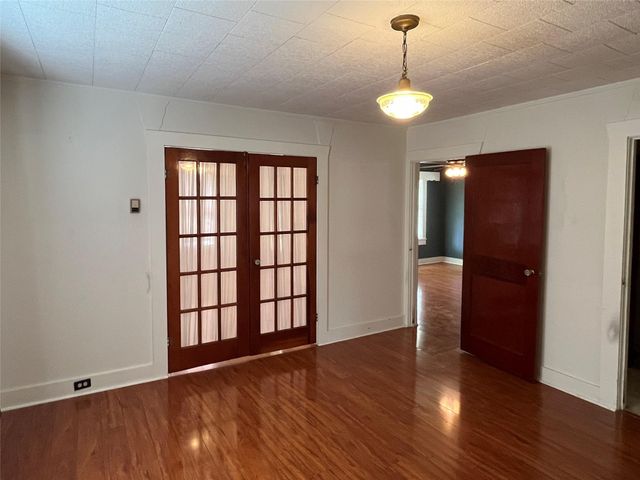 4404 State Highway 159, La Grange, TX 78945