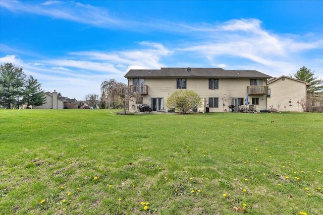 1475 Grand Isle Court, Hobart, IN 46342