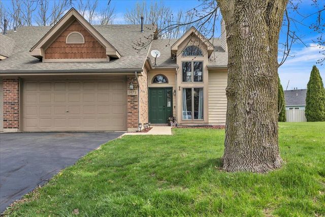 1475 Grand Isle Court, Hobart, IN 46342