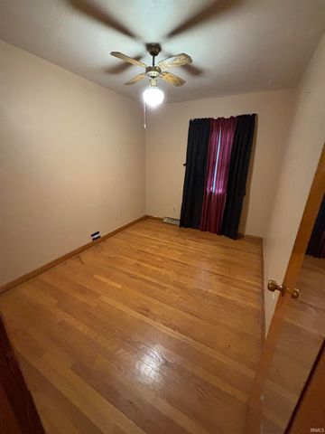 1300 Harriett Street, Mount Vernon, IN 47620