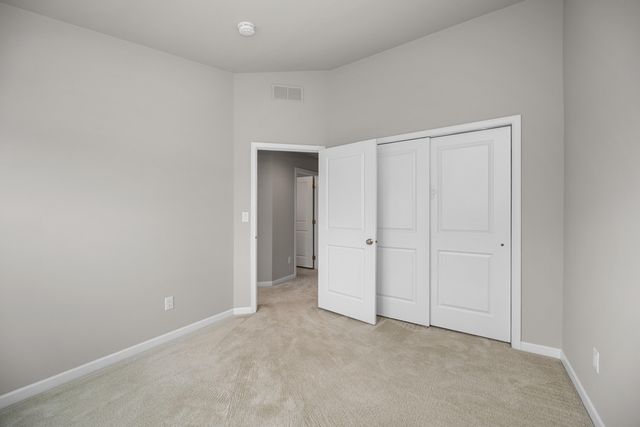 2794 Ashcombe Drive, Ann Arbor, MI 48105