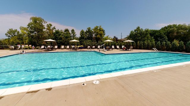 2794 Ashcombe Drive, Ann Arbor, MI 48105