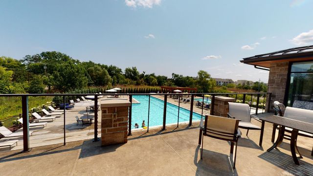 2794 Ashcombe Drive, Ann Arbor, MI 48105