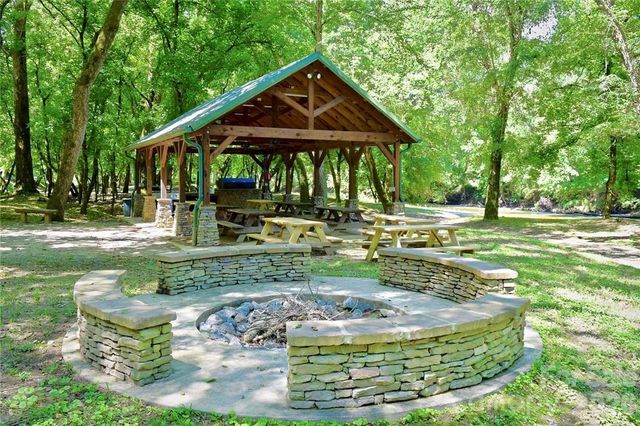 Lot 42, Round Mountain Parkway 42, Lenoir, NC 28645