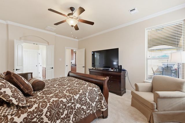 127 Via Villina, Buda, TX 78610