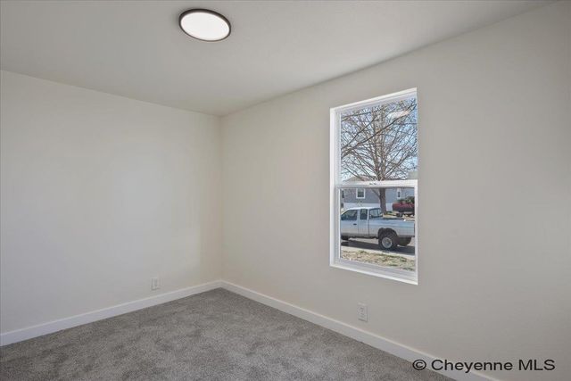 608 LITTLE VALLEY TRL, Cheyenne, WY 82007