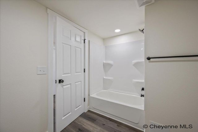 608 LITTLE VALLEY TRL, Cheyenne, WY 82007