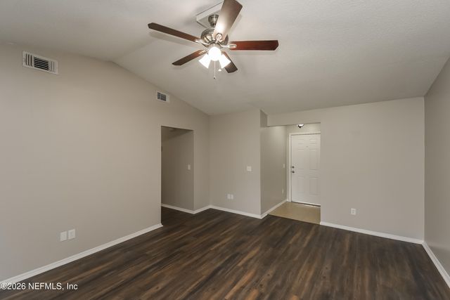 1836 SHANNON LAKE Drive, Middleburg, FL 32068