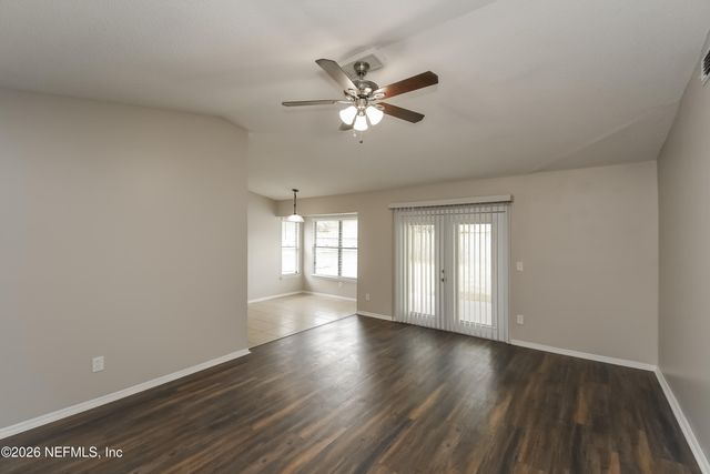 1836 SHANNON LAKE Drive, Middleburg, FL 32068