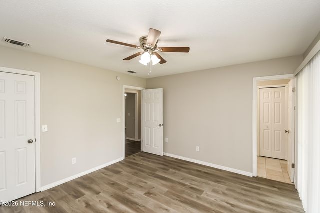 1836 SHANNON LAKE Drive, Middleburg, FL 32068