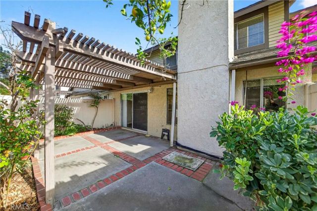 2351 Applewood, Fullerton, CA 92833