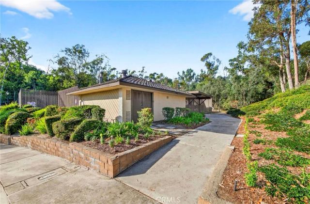 2351 Applewood, Fullerton, CA 92833