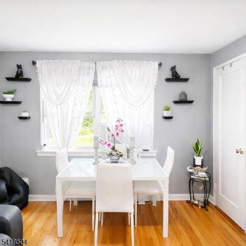 23 Carolyn Ter B, Roselle Boro, NJ 07203