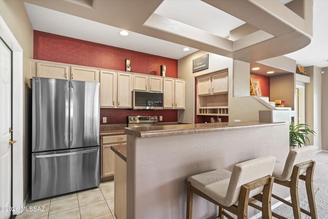 695 W Vistoso Highlands Dr Apt 203, Oro Valley, AZ 85755