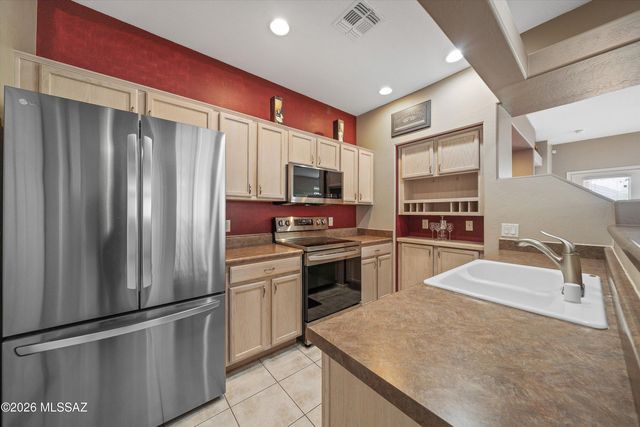 695 W Vistoso Highlands Dr Apt 203, Oro Valley, AZ 85755