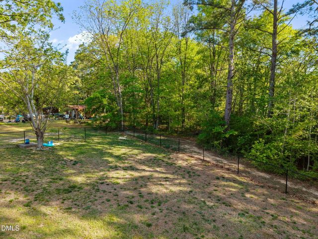 952 Brantleytown Road, Zebulon, NC 27597
