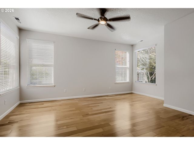 1515 Ne 64TH Ave, Hillsboro, OR 97124